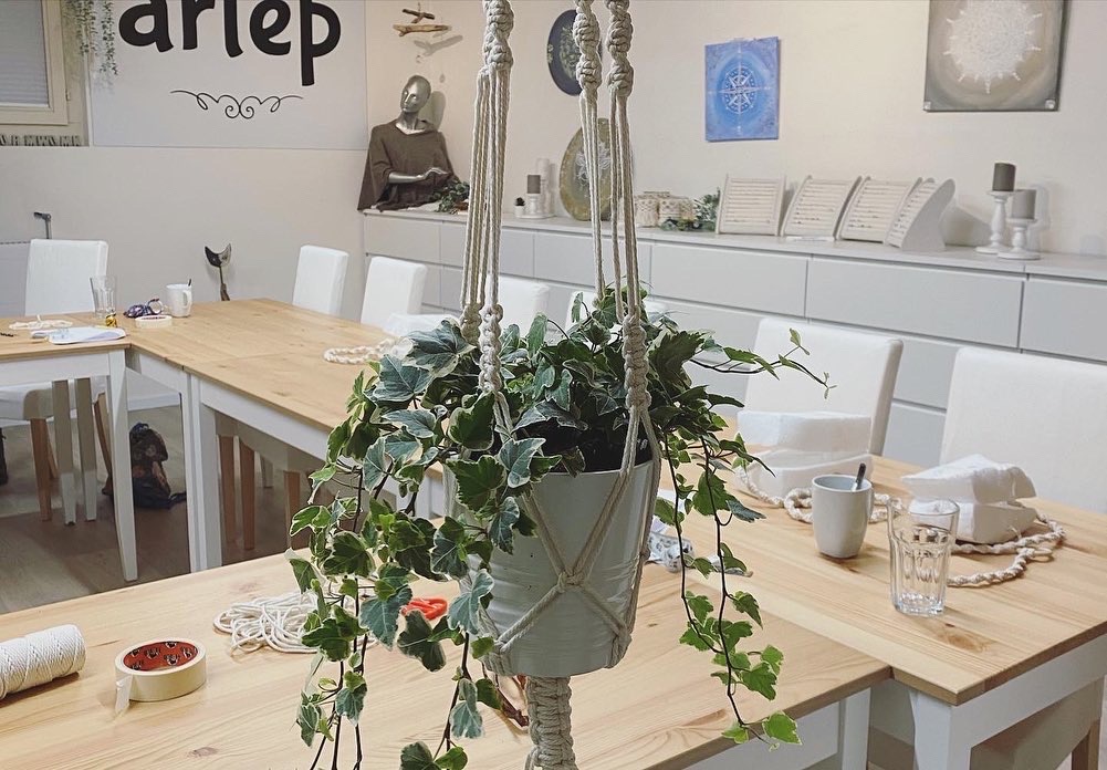 205 Macrame-Pflanzenhänger