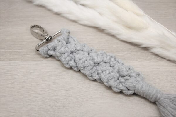 Macrame Schlüsselanhänger Zopf