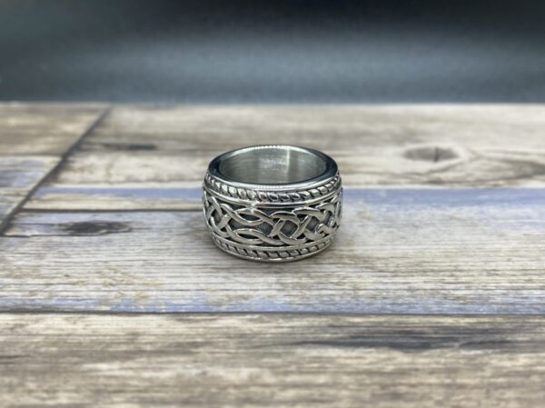 Fingerring Tribal