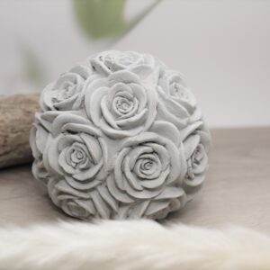 Betonkugel Rosen gross