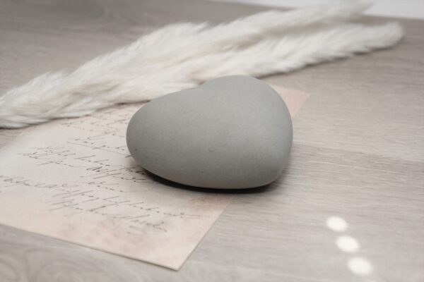 Beton Herz mittel – Bild 6