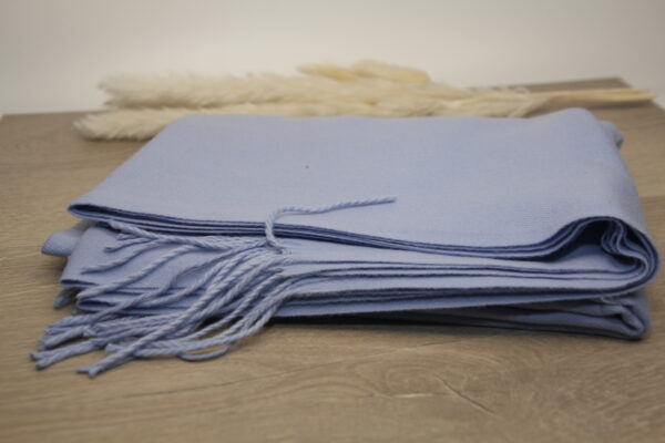 Schal hellblau