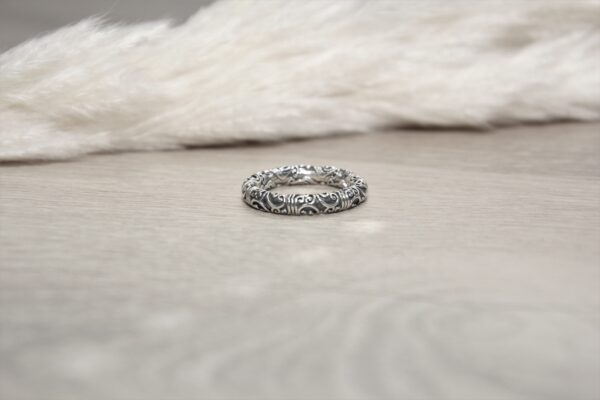 Fingerring Maori geschwärzt – Bild 3