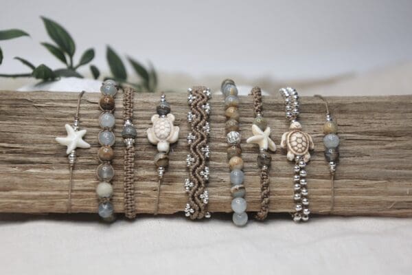 Armbänder Happy